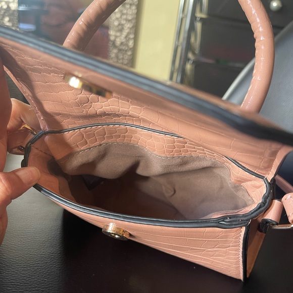 Pink mini purse - Picture 2 of 3